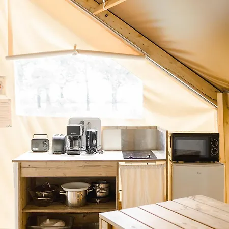 Un Eco-Domaine En Vendee Κάμπινγκ Chauché